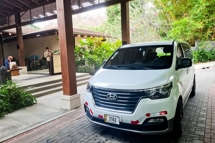 Private Transportation From Liberia Airport To Jaco Puntarenas - Photo 1 of 7